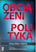 Obciążeni polityką