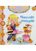 Mała dziewczynka - Klara robi porządki