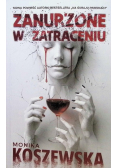 Zanurzone w zatraceniu