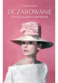 Oczarowanie. Życie Audrey Hepburn
