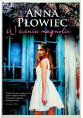 W cieniu magnolii