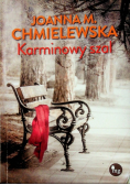Karminowy szal