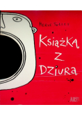 Książka z dziurą