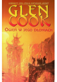 Ogień w jego dłoniach