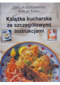 Książka kucharska ze szczegółowymi instrukcjami