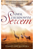 Anioł z rubinowym sercem