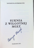 Suknia Z Wilgotnej Mgły