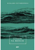 Ludzie na moście