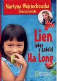 Lien lotos z zatoki Ha Long