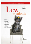 Lew w salonie