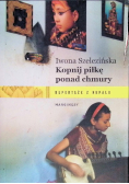 Kopnij piłkę ponad chmury