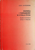 Rozwój i tożsamość w cyklu życia