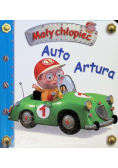 Mały chłopiec. Auto Artura