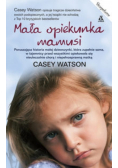Mała opiekunka mamusi