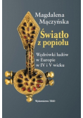 Światło z popiołów