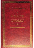 W małym dworku