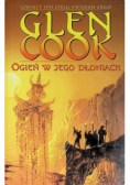 Ogień w jego dłoniach