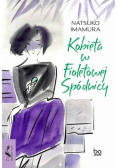 Kobieta w Fioletowej Spódnicy