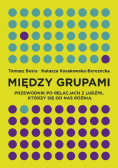 Między grupami