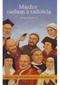 Między niebem a radością