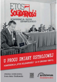 U progu zmiany ustrojowej