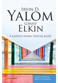 Z każdym dniem trochę bliżej