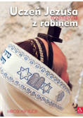 Uczeń Jezusa rozmawia z Rabinem