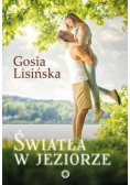 Światła w jeziorze
