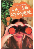 Kocha lubi szpieguje