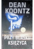 Przy blasku księżyca