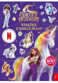 Unicorn Academy. Książka z naklejkami