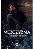 Niepokorni Tom 1 Mężczyzna z tuszem na dłoni