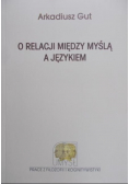 O relacji między myślą a językiem