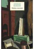 Między murami
