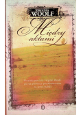 Między aktami