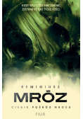Cienie pośród mroku