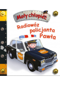 Radiowóz policyjny Pawła. Mały chłopiec