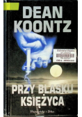 Przy blasku księżyca