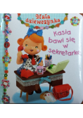 Kasia bawi się w sekretarkę