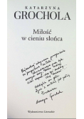 Miłość w cieniu słońca