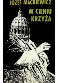 W cieniu krzyża