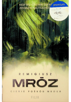 Cienie pośród mroku