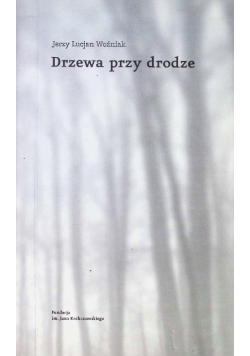 Drzewa przy drodze