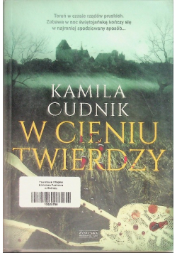 W cieniu twierdzy