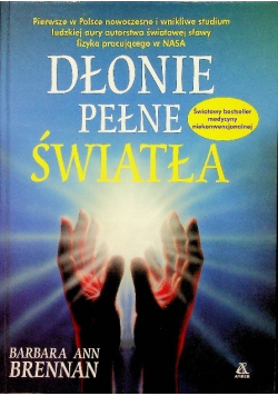 Dłonie pełne światła