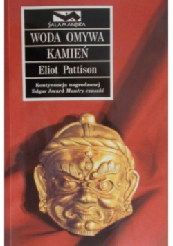 Woda omywa kamień