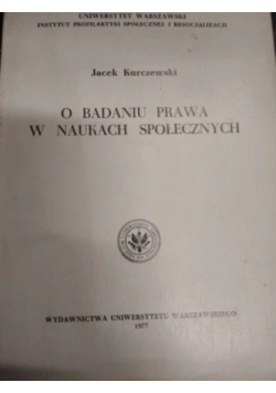 O badaniu prawa w naukach społecznych