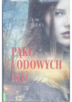 Pąki lodowych róż