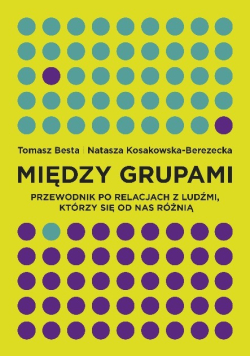 Między grupami